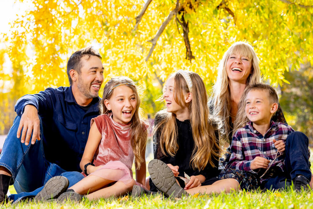 Family photo sessions in the fall in Crested Butte Colorado by Third Eye Photography