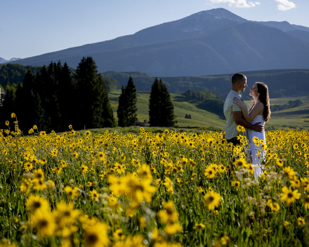 engagement and proposal photographs in crested butte Colorado by third eye photography