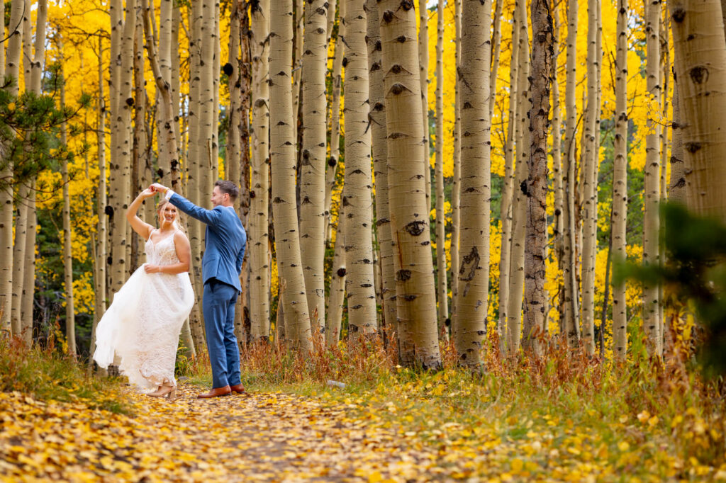 wedding photographer in crested butte